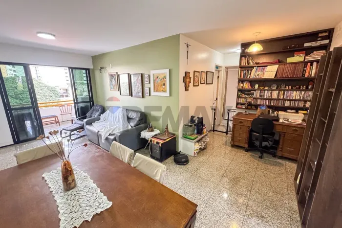 Apartamento à venda no Cocó - 109m² 3 Suítes Lavabo e DCE. Edifício Teresios