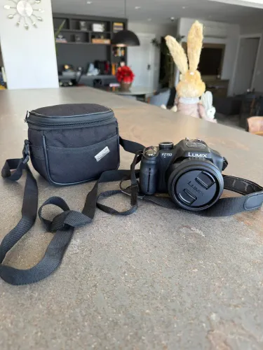 Câmera Panasonic Lumix FZ150 + case | Excelente estado