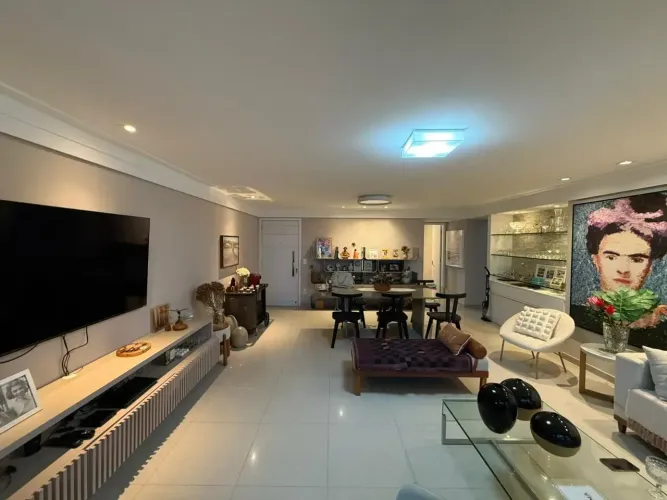 APARTAMENTO 3 QUARTOS SENDO 1 SUÍTE
