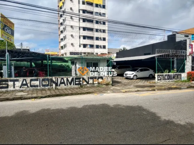 Estacionamento Pronto para Negócio - Esquina Estratégica e Alta Movimentação!