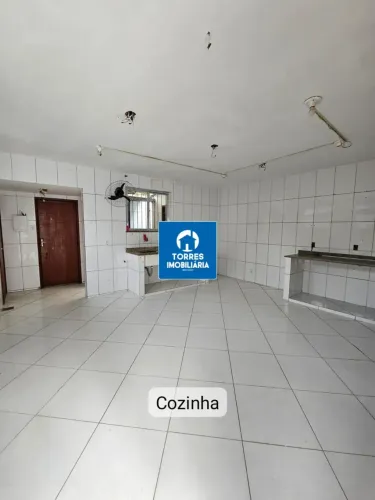 Cozinha comercial no Porto Novo