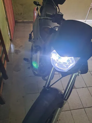 Moto NX 4 falcon 400 2008