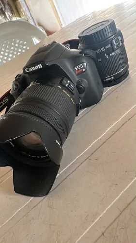 Câmera cânon T7 + lente