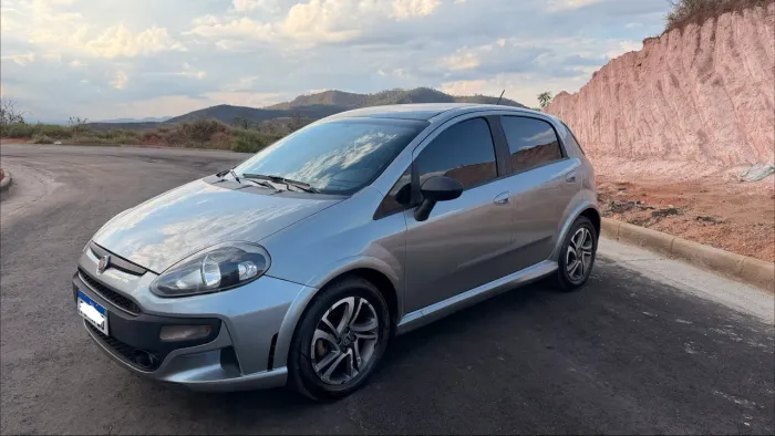 Fiat Punto Blackmotion 1.8 Flex 16V 5P. 2016