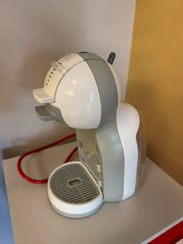 Cafeteira Nescafé Dolce Gusto Mini Me Arno 110V | Excelente Estado