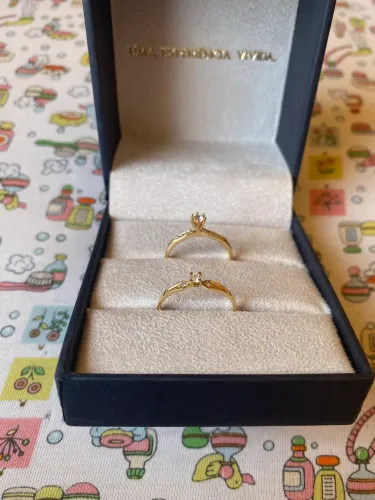 Anel de Noivado Ouro Solitário Valentina Celeste - Ouro 18K, com pedra de diamante