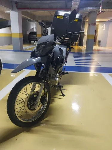 SHINERAY SHI 175 EFI 2024 - ÚNICO DONO + BAÚ 160L