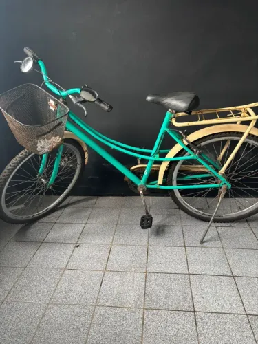 Bicicleta com Cesta