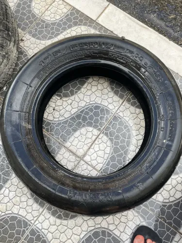 Pneu Aro 14 175/65