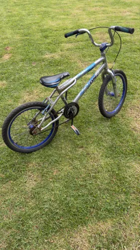 Bicicleta aro 20 a venda !