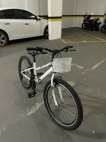Bicicleta Caloi Ceci aro 24