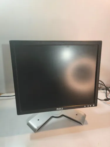Monitor Dell 17" Regulagem altura