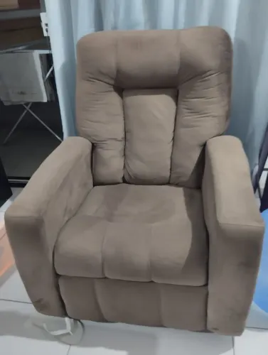 Poltrona reclinável