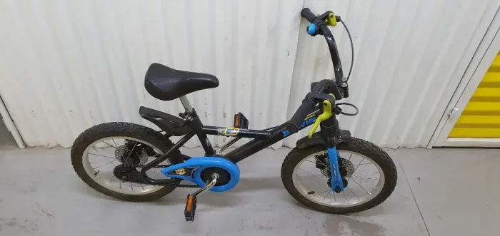Bicicleta infantil Btwin Dark Hero 500 Aro 16