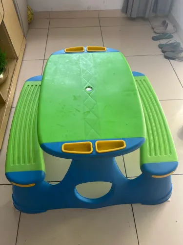 Mesa de piquenique infantil 
