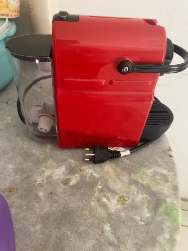 Vende-se cafeteira nespresso