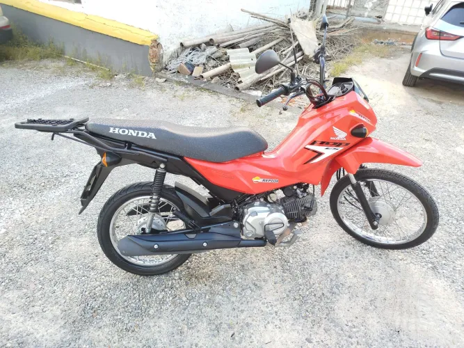 Vendo Honda pop 110i com 30 777 kms 