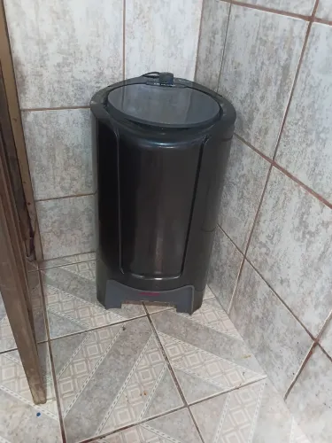 Vende-se uma centrifuga tirada da loja q foi usada apenas um mês