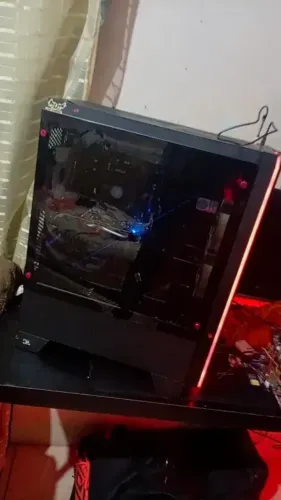 PC Gamer Completo - Ryzen 5 + RX 580 8GB + 16GB RAM + SSD NVMe (Roda Tudo)