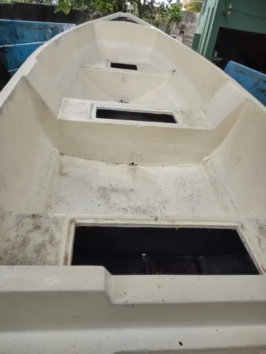 Barco de 5 metros borda baixa
