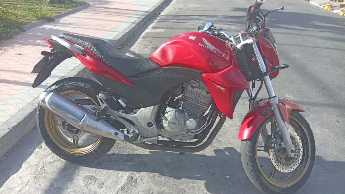 VENDO CB300