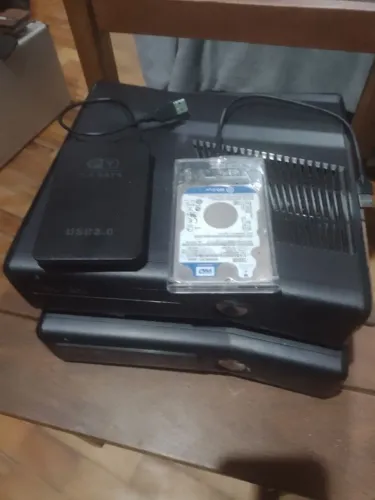 Xbox 360 com HD de 250 ou 500 com aurora 
