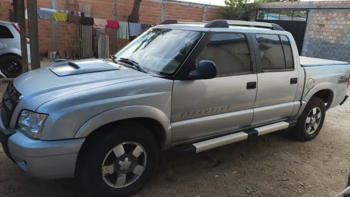 Chevrolet S10 Pick-up Exec. 2.8 4X2 CD TB Int.dies 2010