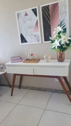 Vendo aparador imcal ( Ganhe os quadros de brinde)