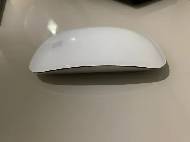 Mouse sem fio Apple Magic Mouse 2