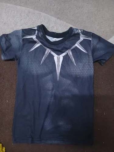 Camiseta pantera negra tam.4
