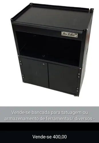 Armarinho / Armário de armazenamento / Bancada