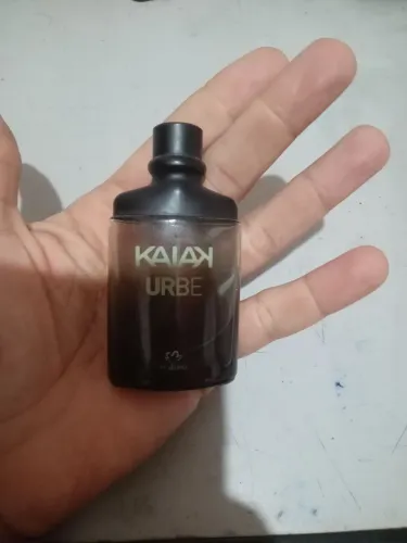 Frasco de perfume vazio 