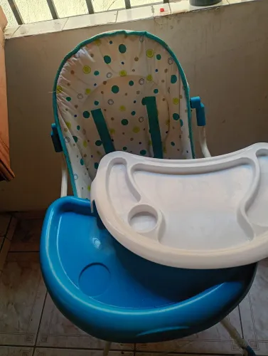 Cadeira de alimentação bebê