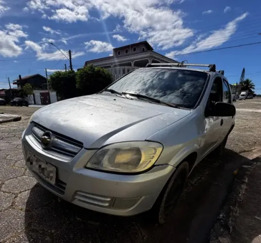 Chevrolet Prisma Sed. Joy/ LS 1.0 8V Flexpower 4P 2011