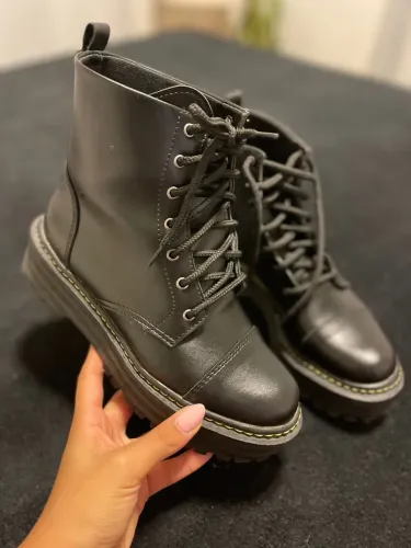 COTURNO (bota ) À VENDA!