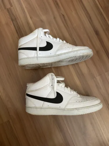 ? Nike Court Vision Mid Branco/Preto Original - Estilo Retrô e Conforto ?