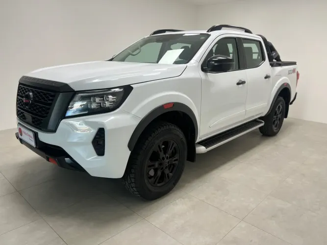 Nissan Frontier Pro4x CD 4X4 2.3 Bi-TB Die. AUT 2023