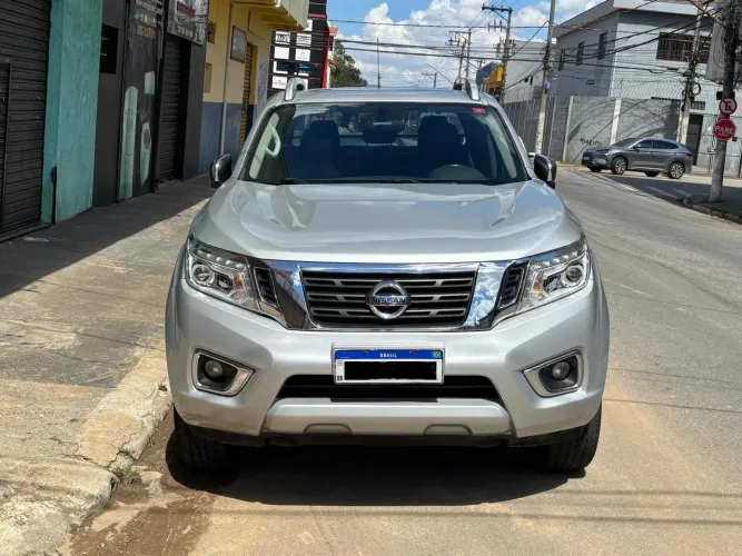 Nissan Frontier LE CD 4X4 2.3 Bi-TB Diesel Aut. 2021