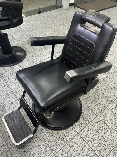 Cadeira de Barbeiro (LER DESCRIÇÃO)