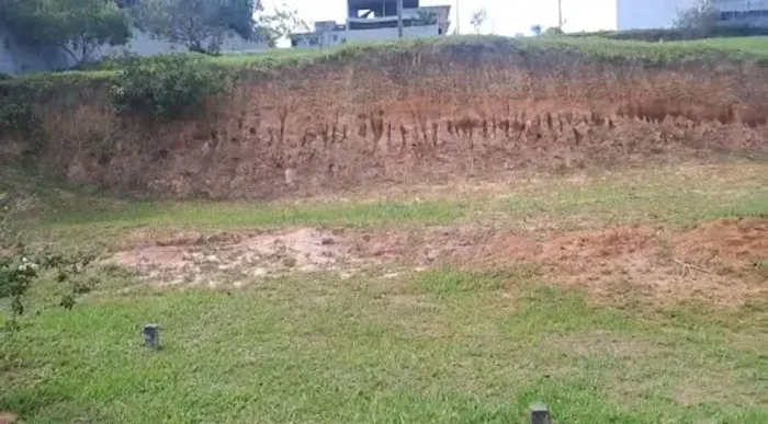 Terreno à venda, 228 m² por R$ 200.000,00 - Cabiúnas - Macaé/RJ