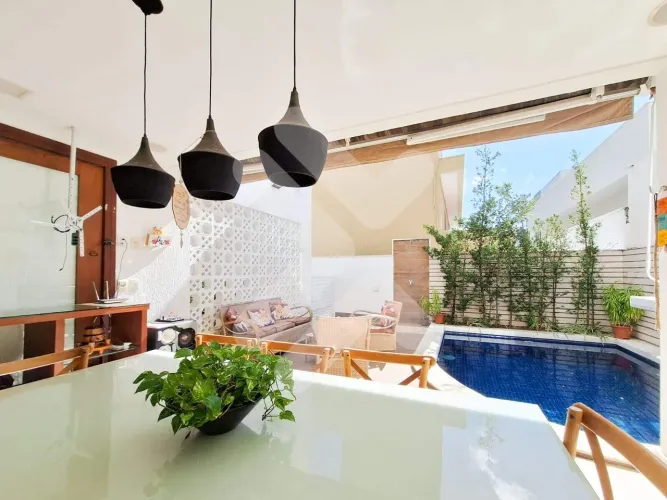 Casa Duplex à venda em Parque das Nações (Parnamirim/RN) | Cond. Novo Leblon | 4 suítes- 3