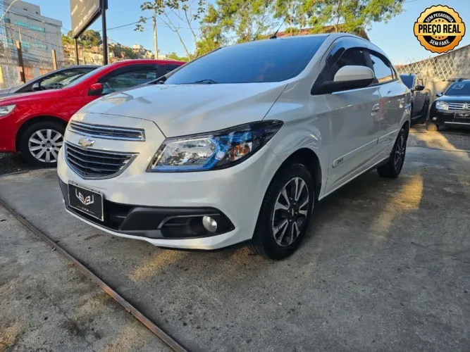 Chevrolet Onix Hatch LTZ 1.4 8V Flex Power Mec. 4P 2016