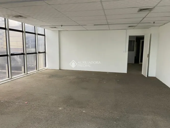Comercial no bairro Santa Maria Goretti