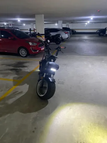 Scooter elétrica Chubby 3000w pouco usada 