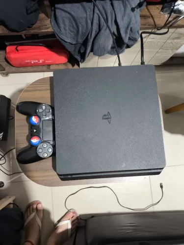 Ps4 slim 1Tb DESBLOQUEADO!