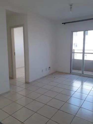 Vende-se apto com sacada Cond Chapada dos Guimarães naFeb 