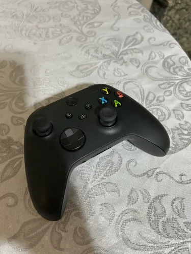 Controle XBOX Series + Baterias recarregáveis c/ base de recarga