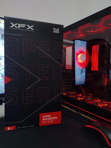 Placa de Vídeo AMD RX 7600 8GB Founder Edition XFX (FSR 4.1 / Na Caixa)