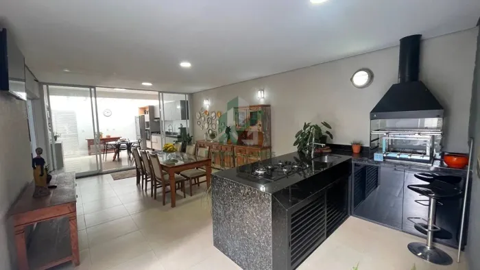 Casa com 4 dormitórios à venda, 265 m² por R$ 1.699.000,00 - Condomínio Residencial Jardim