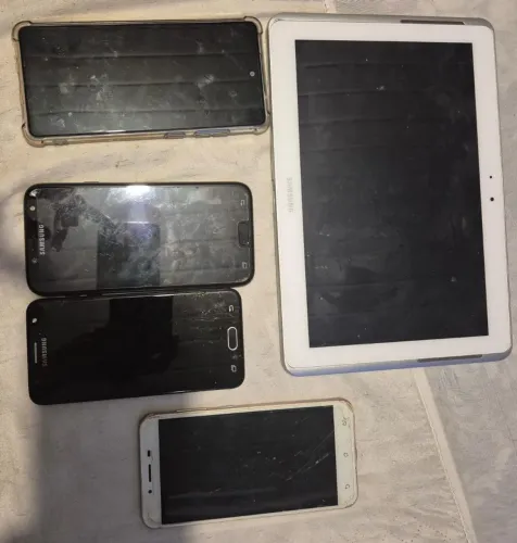 Celular pra peça